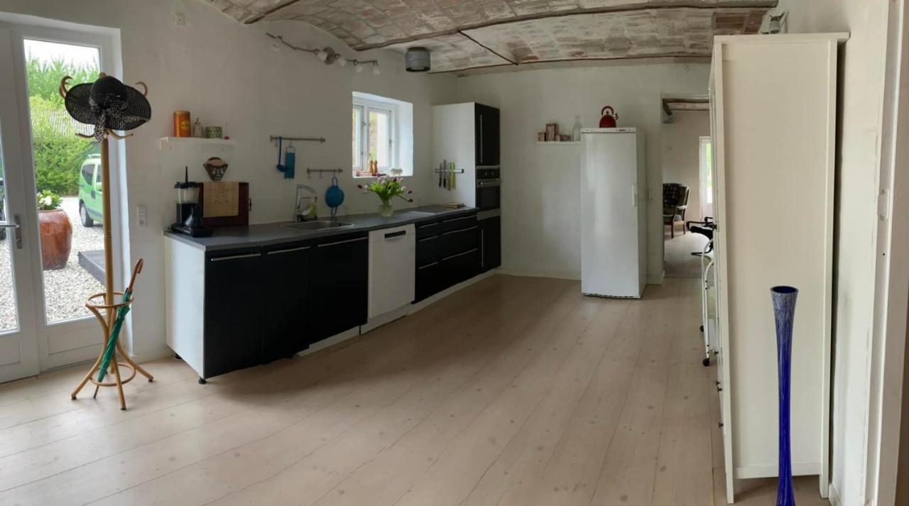 Under Regnbuen, Dit Fristed Pa Haervejen Them Ngoại thất bức ảnh